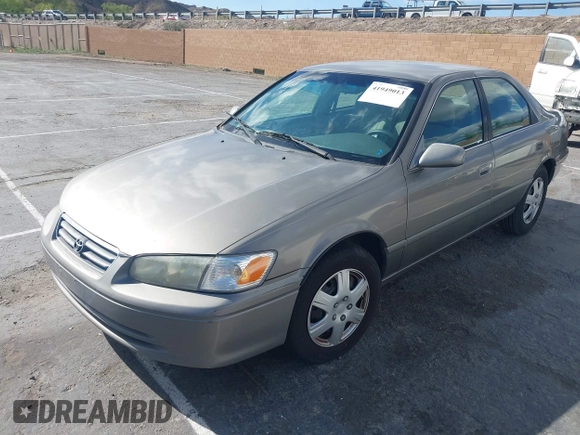 2001 Toyota Camry CE with VIN 4T1BG22K41U044555, listed as a IAAI auction lot 41949013 with 1 mi miles. Bid and sale history available at carsss.com. Image 2.