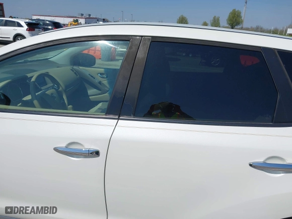 2009 Nissan Murano SL with VIN JN8AZ18WX9W123778, listed as a IAAI auction lot 41988362 with 153,753 mi miles. Bid and sale history available at carsss.com. Image 6.