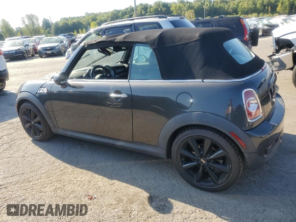 2014 MINI Convertible S с VIN WMWZP3C52ET706661, выставлен на аукционе Copart как лот 70040934 с пробегом 65 484 миль миль и Списание • Salvage title. История ставок и продаж доступна на DreamBid. Изображение 2.