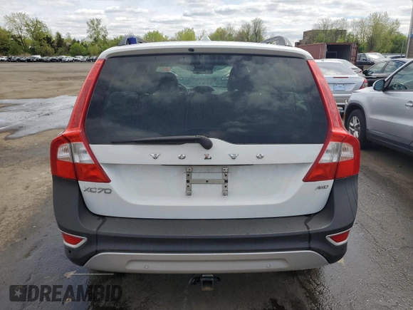 2013 Volvo XC70 3.2L with VIN YV4952BZ4D1160718, listed as a Copart auction lot 52812724 with 131,803 mi miles and Salvage Title. Bid and sale history available at DreamBid. Image 6.