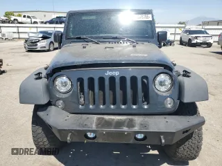 2018 Jeep Wrangler Unlimited Rubicon Recon z VIN 1C4BJWFG6JL857341, wystawiony jako Copart lot #60678185 z przebiegiem 64 115 mil mil oraz Szkoda całkowita • Salvage title. Historia ofert i sprzedaży dostępna na DreamBid. Obrazek 5.