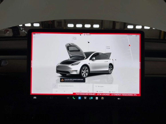 2022 Tesla Model Y Long Range z VIN 7SAYGDEE3NF358487, wystawiony jako IAAI lot #42036969 z przebiegiem 52 723 mil mil oraz . Historia ofert i sprzedaży dostępna na DreamBid. Obrazek 18.