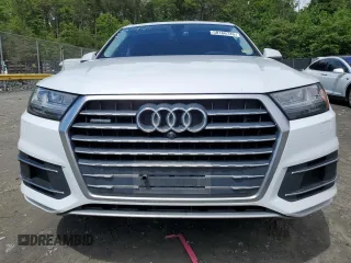 2019 Audi Q7 Premium Plus with VIN WA1LHAF74KD039292, listed as a Copart auction lot 58166745 with 114,958 mi miles and Salvage title. Bid and sale history available at DreamBid. Image 5.