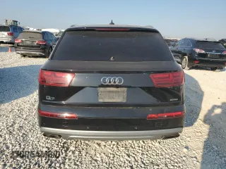 2018 Audi Q7 Premium with VIN WA1AHAF79JD029122, listed as a Copart auction lot 75455624 with 140,781 mi miles and Salvage title. Bid and sale history available at DreamBid. Image 6.
