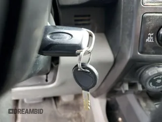 2020 Ford F-150 XL с VIN 1FTFX1E47LKD53514, выставлен на аукционе IAAI как лот 42801195 с пробегом 152 622 миль миль и . История ставок и продаж доступна на DreamBid. Изображение 15.