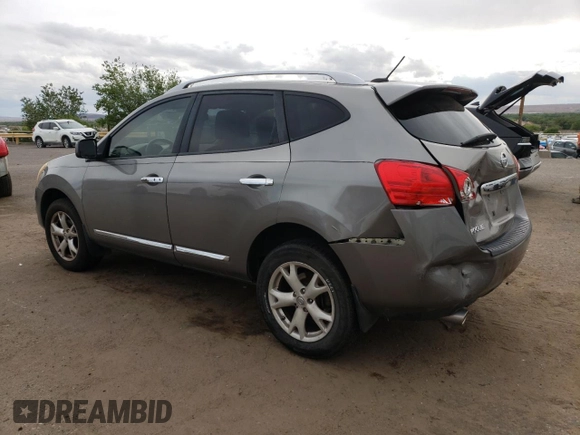 2011 Nissan Rogue SV z VIN JN8AS5MT9BW161225, wystawiony jako Copart lot #55795695 z przebiegiem 132 670 mil mil oraz Szkoda całkowita • Salvage title. Historia ofert i sprzedaży dostępna na DreamBid. Obrazek 2.