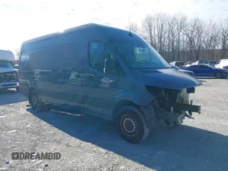 2021 Mercedes-Benz Sprinter Cargo with VIN W1Y40CHYXMT072644, listed as a IAAI auction lot 41369544 with 46,439 mi miles. Bid and sale history available at carsss.com. Image 1.