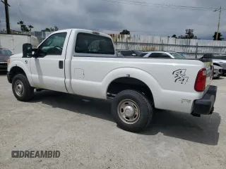 2013 Ford F-250 XL z VIN 1FTBF2B68DEB82396, wystawiony jako Copart lot #52378355 z przebiegiem 91 282 mil mil oraz Czysty tytuł • Clean title. Historia ofert i sprzedaży dostępna na DreamBid. Obrazek 2.