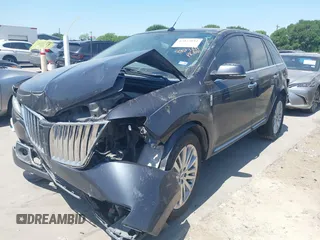 2014 Lincoln MKX with VIN 2LMDJ6JK8EBL13191, listed as a IAAI auction lot 42023811 with 212,793 mi miles. Bid and sale history available at carsss.com. Image 2.
