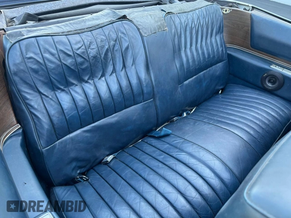1973 Cadillac Eldorado z VIN 6L67S3Q410957, wystawiony jako Copart lot #64316435 z przebiegiem 74 584 mil mil oraz Czysty tytuł • Clean title. Historia ofert i sprzedaży dostępna na DreamBid. Obrazek 6.