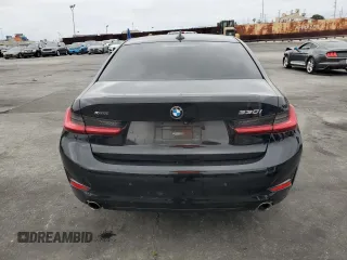 2020 BMW 3 Series 330i z VIN 3MW5R1J04L8B11688, wystawiony jako Copart lot #55355505 z przebiegiem 87 498 mil mil oraz Szkoda całkowita • Salvage title. Historia ofert i sprzedaży dostępna na DreamBid. Obrazek 6.