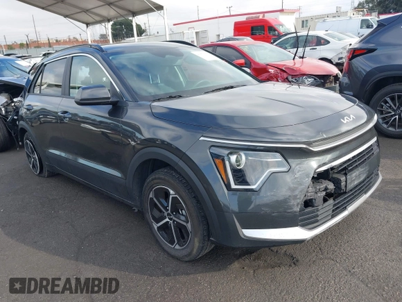 2024 Kia Niro LX with VIN KNDCP3LE4R5121941, listed as a IAAI auction lot 40979698 with 74,683 mi miles. Bid and sale history available at carsss.com. Image 1.