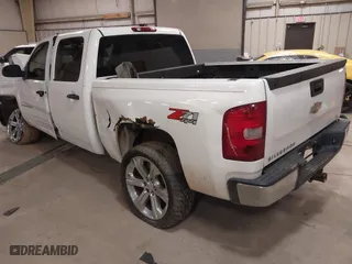 2007 Chevrolet Silverado 1500 LT w/1LT with VIN 3GCEK13M87G511191, listed as a IAAI auction lot 41370943 with 239,378 mi miles. Bid and sale history available at carsss.com. Image 3.