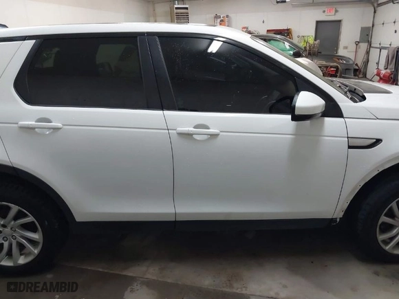 2017 Land Rover Discovery Sport HSE with VIN SALCR2BG1HH643617, listed as a IAAI auction lot 41793243 with NaN miles. Bid and sale history available at carsss.com. Image 14.