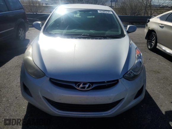 2011 Hyundai Elantra Limited z VIN KMHDH4AE6BU155963, wystawiony jako Copart lot #45385235 z przebiegiem 104 767 mil mil oraz Szkoda całkowita • Salvage title. Historia ofert i sprzedaży dostępna na DreamBid. Obrazek 5.