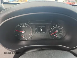 2017 Kia Sorento LX with VIN 5XYPGDA59HG320340, listed as a Copart auction lot 62184305 with 227,740 mi miles and Clean title. Bid and sale history available at DreamBid. Image 9.