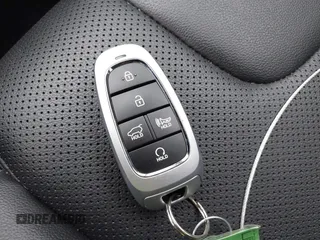 2023 Hyundai Santa Fe SEL z VIN 5NMS34AJ4PH523126, wystawiony jako IAAI lot #42117723 z przebiegiem 61 479 mil mil oraz . Historia ofert i sprzedaży dostępna na DreamBid. Obrazek 11.