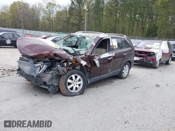 2013 Kia Sorento LX with VIN 5XYKT4A2XDG323012, listed as a IAAI auction lot 41875238 with 1 mi miles. Bid and sale history available at carsss.com. Image 2.