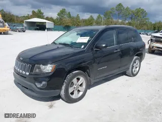 2014 Jeep Compass Sport with VIN 1C4NJCBB1ED722113, listed as a IAAI auction lot 41525045 with 106,502 mi miles. Bid and sale history available at carsss.com. Image 2.