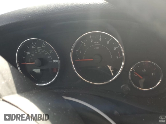 2013 Jeep Wrangler Unlimited Sport z VIN 1C4BJWDG1DL694556, wystawiony jako Copart lot #58730525 z przebiegiem Nie podano mil oraz Szkoda całkowita • Salvage title. Historia ofert i sprzedaży dostępna na DreamBid. Obrazek 9.