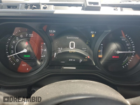 2025 Jeep Wrangler Rubicon with VIN 1C4RJXR65SW602574, listed as a Copart auction lot 66235235 with 3,151 mi miles and Clean title. Bid and sale history available at DreamBid. Image 9.