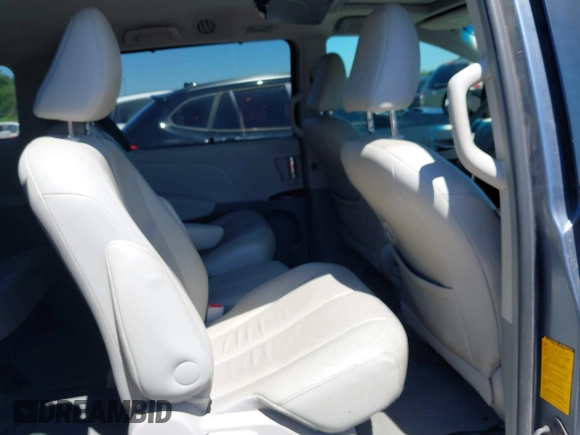 2014 Toyota Sienna XLE with VIN 5TDYK3DC5ES481399, listed as a IAAI auction lot 42085550 with 154,157 mi miles. Bid and sale history available at carsss.com. Image 8.