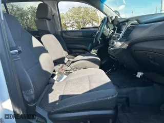 2015 Chevrolet Tahoe Commercial with VIN 1GNSK2EC0FR588821, listed as a Copart auction lot 44429605 with 113,667 mi miles and Clean Title. Bid and sale history available at carsss.com. Image 5.