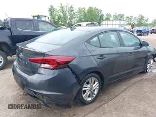2020 Hyundai Elantra SEL z VIN 5NPD84LF4LH564792, wystawiony jako IAAI lot #42490983 z przebiegiem 32 927 mil mil oraz . Historia ofert i sprzedaży dostępna na DreamBid. Obrazek 4.