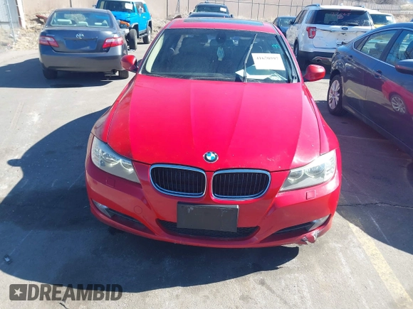 2011 BMW 3 Series 328i xDrive with VIN WBAPK7C58BF083683, listed as a IAAI auction lot 41670597 with 135,150 mi miles. Bid and sale history available at carsss.com. Image 6.
