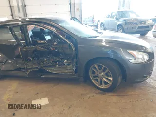 2011 Nissan Maxima SV with VIN 1N4AA5AP5BC833150, listed as a IAAI auction lot 41963937 with 176,089 mi miles and . Bid and sale history available at DreamBid. Image 6.