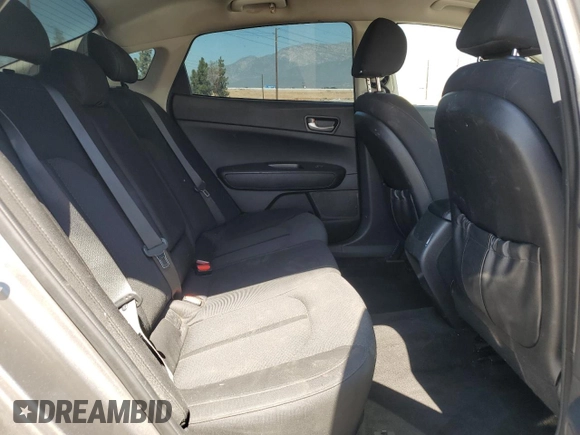 2018 Kia Optima LX with VIN 5XXGT4L3XJG197410, listed as a Copart auction lot 52569325 with 137,515 mi miles and Salvage Title. Bid and sale history available at DreamBid. Image 10.