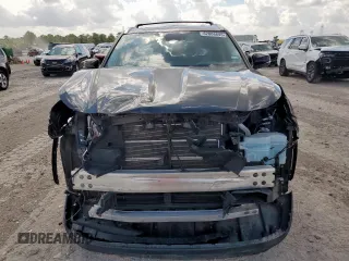 2023 Toyota Highlander Hybrid Limited with VIN 5TDXBRCH3PS576039, listed as a Copart auction lot 62006645 with 27,172 mi miles and Salvage title. Bid and sale history available at DreamBid. Image 5.
