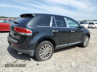 2012 Lincoln MKX z VIN 2LMDJ8JKXCBL19759, wystawiony jako Copart lot #58510945 z przebiegiem 168 027 mil mil oraz Szkoda całkowita • Salvage title. Historia ofert i sprzedaży dostępna na DreamBid. Obrazek 3.