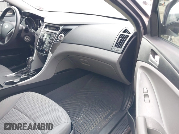 2011 Hyundai Sonata GLS with VIN 5NPEB4AC2BH120968, listed as a IAAI auction lot 41322303 with 155,922 mi miles and . Bid and sale history available at DreamBid. Image 5.