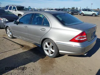 2005 Mercedes-Benz C 230 Kompressor with VIN WDBRF40J65F640304, listed as a IAAI auction lot 41331344 with 126,574 mi miles and . Bid and sale history available at DreamBid. Image 3.