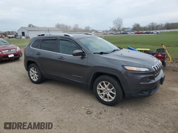 2016 Jeep Cherokee Altitude with VIN 1C4PJMCS2GW156127, listed as a Copart auction lot 53389905 with 124,898 mi miles and Clean title. Bid and sale history available at DreamBid. Image 4.