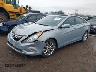 2012 Hyundai Sonata SE with VIN 5NPEC4AB6CH409728, listed as a IAAI auction lot 41938562 with 156,690 mi miles and . Bid and sale history available at carsss.com. Image 18.