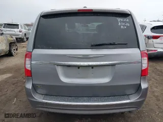 2015 Chrysler Town & Country Touring with VIN 2C4RC1BG2FR537594, listed as a IAAI auction lot 41582126 with 91,839 mi miles. Bid and sale history available at carsss.com. Image 16.