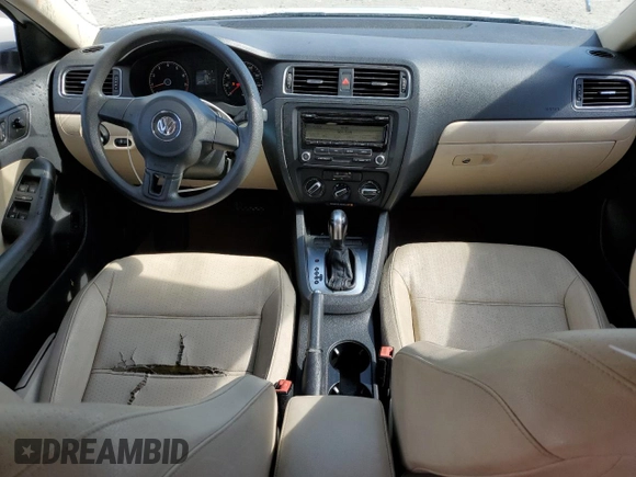 2011 Volkswagen Jetta SE with VIN 3VWDX7AJ3BM304305, listed as a Copart auction lot 58448385 with 178,638 mi miles and Salvage title. Bid and sale history available at DreamBid. Image 8.