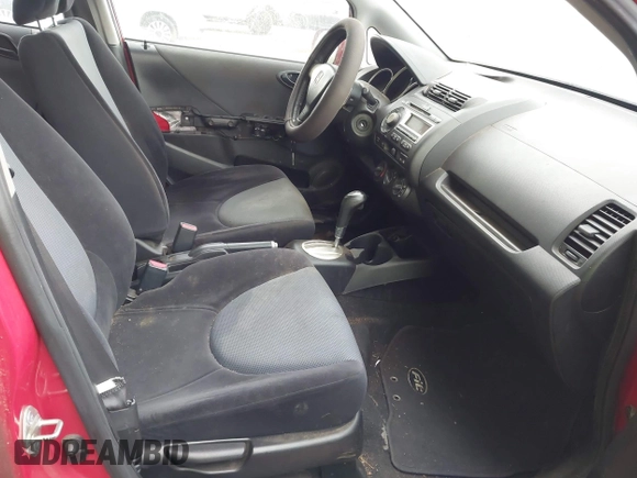 2008 Honda Fit Sport with VIN JHMGD386X8S064901, listed as a IAAI auction lot 42097535 with 221,759 mi miles. Bid and sale history available at carsss.com. Image 5.