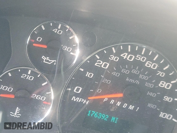 2017 Chevrolet Express Cargo with VIN 1GCWGAFF4H1345724, listed as a IAAI auction lot 42847825 with 176,392 mi miles and . Bid and sale history available at DreamBid. Image 23.