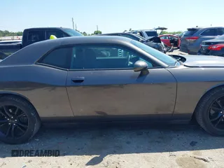 2016 Dodge Challenger SXT с VIN 2C3CDZAG1GH202650, выставлен на аукционе IAAI как лот 41979581 с пробегом 114 180 миль миль и . История ставок и продаж доступна на DreamBid. Изображение 13.