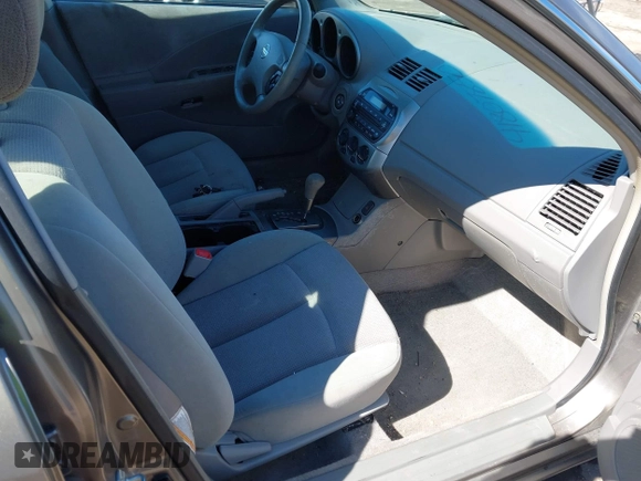 2004 Nissan Altima with VIN 1N4AL11D74C159255, listed as a IAAI auction lot 41807850 with 68,187 mi miles and . Bid and sale history available at DreamBid. Image 5.
