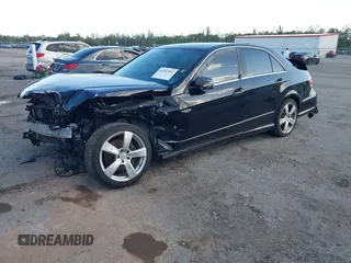 2010 Mercedes-Benz E 350 Luxury with VIN WDDHF5GB4AA112209, listed as a IAAI auction lot 41942951 with 138,011 mi miles and . Bid and sale history available at carsss.com. Image 2.