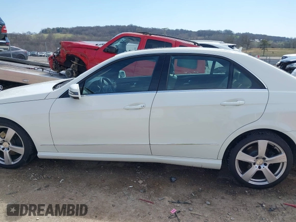 2010 Mercedes-Benz E 350 Luxury with VIN WDDHF5GB7AA060056, listed as a IAAI auction lot 41774104 with 112,293 mi miles and . Bid and sale history available at DreamBid. Image 14.