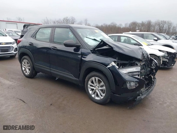 2021 Chevrolet TrailBlazer LS with VIN KL79MMS2XMB100177, listed as a IAAI auction lot 41032268 with 38,694 mi miles. Bid and sale history available at carsss.com. Image 1.