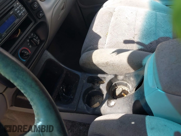 1998 Ford Explorer Sport с VIN 1FMYU24E6WUB31407, выставлен на аукционе IAAI как лот 42745395 с пробегом 177 080 миль миль и . История ставок и продаж доступна на DreamBid. Изображение 13.