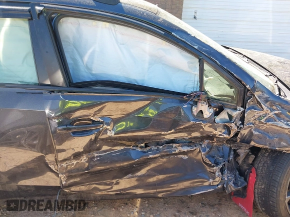 2019 Subaru WRX Premium z VIN JF1VA1C61K9806135, wystawiony jako IAAI lot #41994764 z przebiegiem 56 727 mil mil oraz . Historia ofert i sprzedaży dostępna na DreamBid. Obrazek 6.