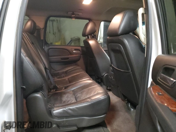 2011 GMC Yukon XL SLT with VIN 1GKS2KE32BR286468, listed as a Copart auction lot 50509415 with 271,634 mi miles and Clean Title. Bid and sale history available at carsss.com. Image 11.