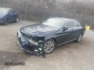2018 Mercedes-Benz C 300 with VIN 55SWF4KB3JU246606, listed as a IAAI auction lot 41844444 with 39,687 mi miles and . Bid and sale history available at carsss.com. Image 2.